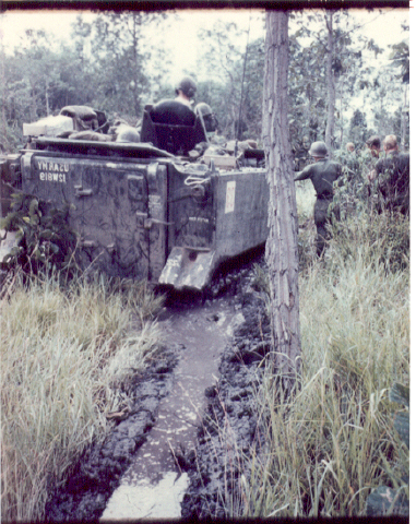a IN THE MUD 2 